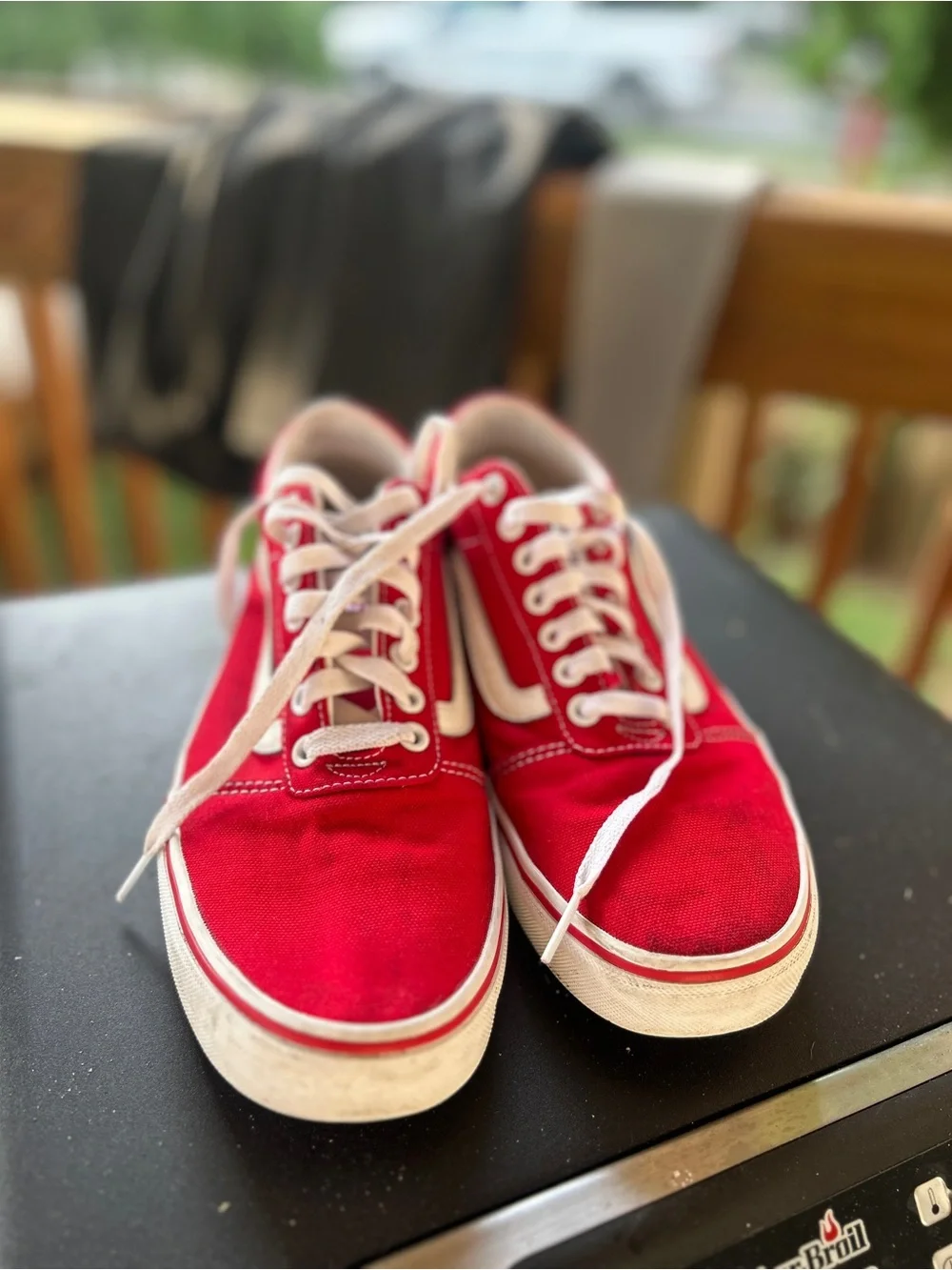 Vans White and Red Low-Top Sneakers Men’s